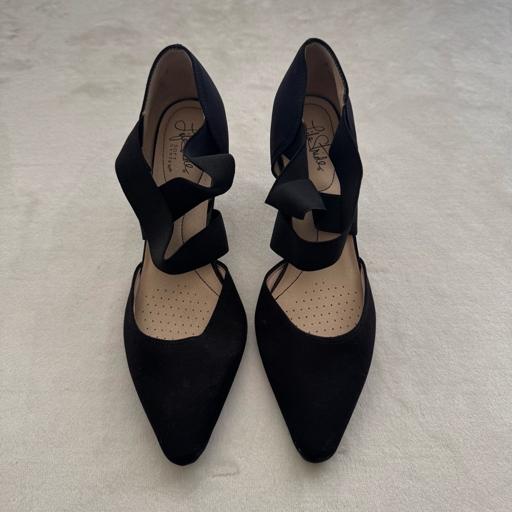 Life Stride Women's Gallery Closed Toe Dress Pumps